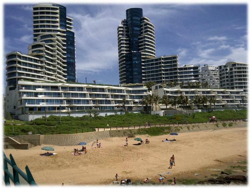 Beachfront Luxury @ Umhlanga Ντούρμπαν Εξωτερικό φωτογραφία